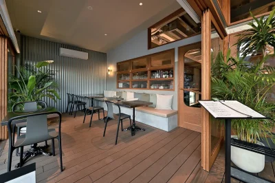 Cucina emu 店舗